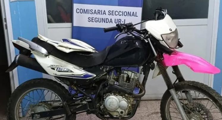 Detienen a un joven con una moto robada que compró por 50 mil pesos