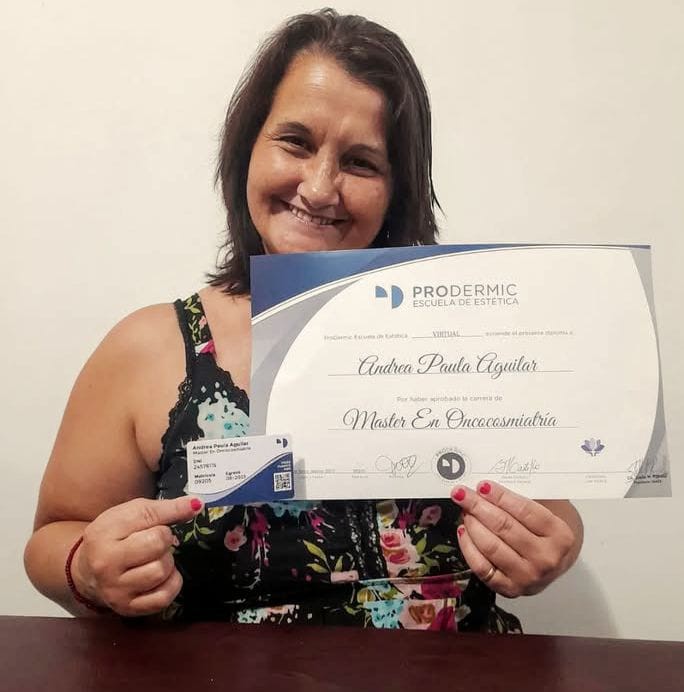 ANDREA AGUILAR, UN EJEMPLO DE SUPERACIÓN DONDE A TRAVÉS DE SU EMPRENDIMIENTO ENCONTRÓ UNA PASIÓN 