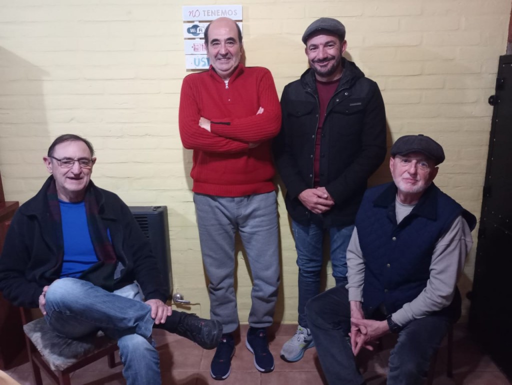 TALLER DE TEATRO DE ALL BOYS - Dialogamos con Daniel Ayerza y con integrantes del Grupo Calden 