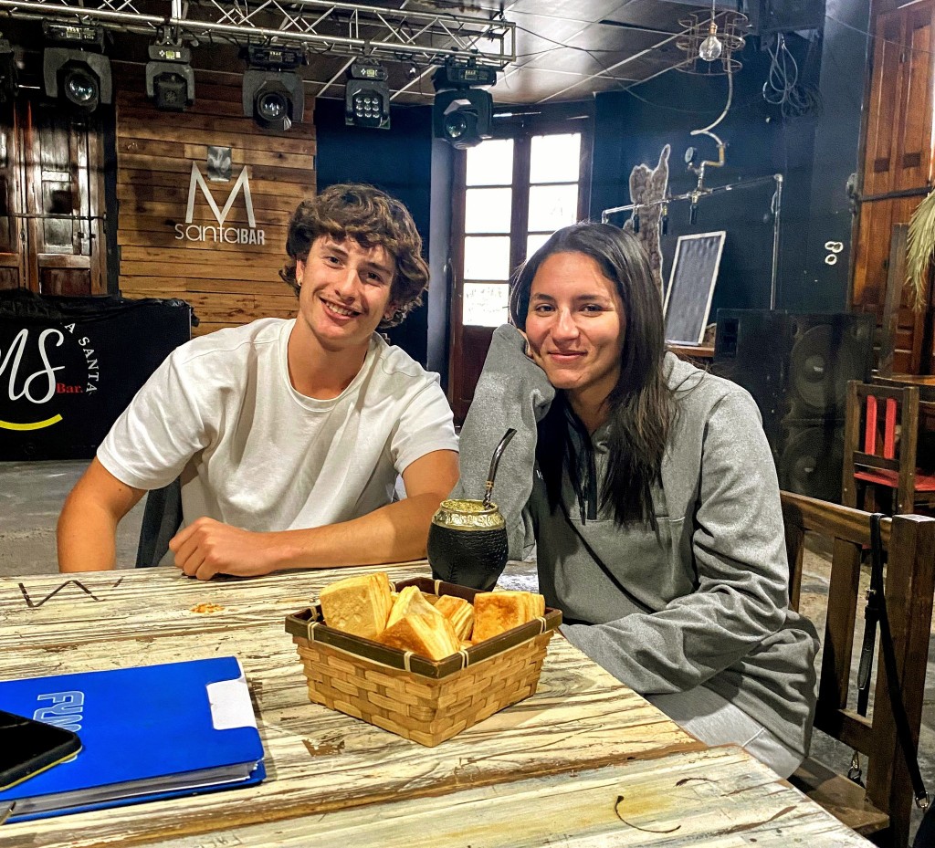 ENCUENTRO DE INTERCAMBIO CULTURAL EN MADONNA SANTA.