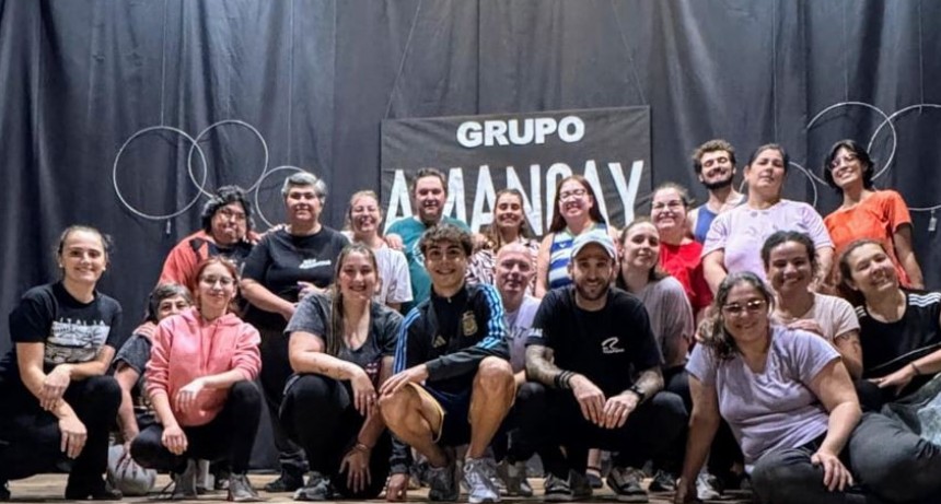 AMANCAY DE TRENEL BRINDO UN SEMINARIO DE ZAMBA Y MALAMBO A TODOS LOS INTEGRANTES DEL GRUPO 