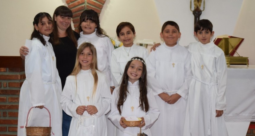 Primera Comunión en Monte Nievas