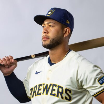 ¿Quién es Jeferson Quero? El receptor venezolano de 23 años de los Milwaukee Brewers que llega a la MLB con un «brazo de élite»