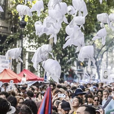 8 de cada 10 argentinos considera improbable un nuevo golpe de Estado