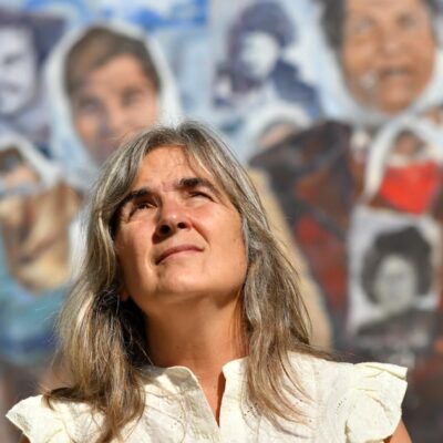 Verónica Torras: “El gobierno tiene un discurso memorial posdemocrático”