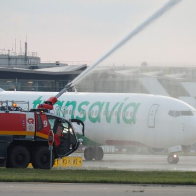 Una aerolínea low cost de Europa suspende vuelos por la suba de precios del combustible como efecto de la guerra
