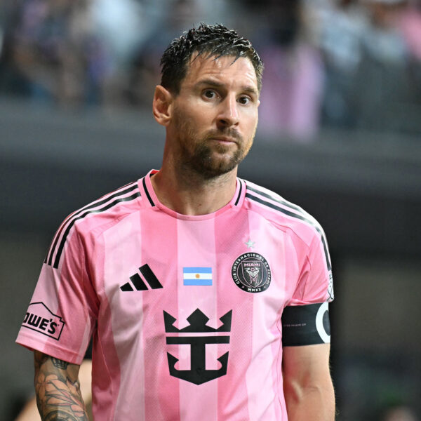Messi salió con una molestia en su último partido en Inter Miami antes del Mundial y encendió la alarma en la Selección Argentina
