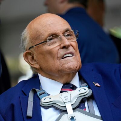 Rudy Giuliani, ex alcalde de Nueva York, se encuentra hospitalizado en estado crítico