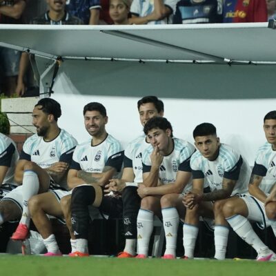 una oferta tan millonaria como inoportuna